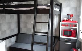 MAISON Studio SEDAN Meublé 14M2 INDEPENDANT